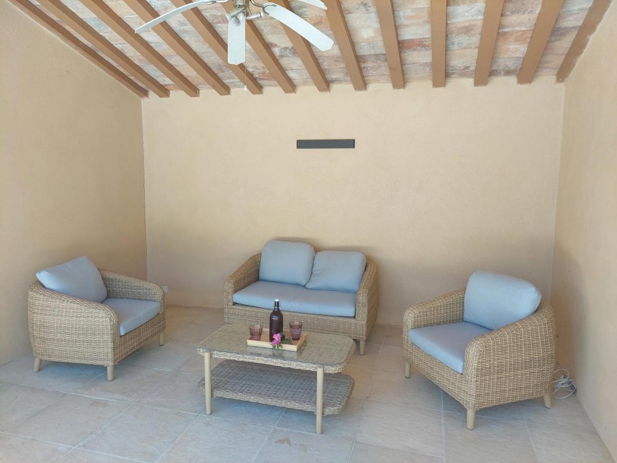 פרנה-לה-פונטיין Mas La Gentille ,,, A La Campagne , Beautiful Outdoor , Swimming Pool , Pool House , Nice Green Garden , Bbq ,,, Only For You , Pour Passer Un Sejour Inoubliable מראה חיצוני תמונה